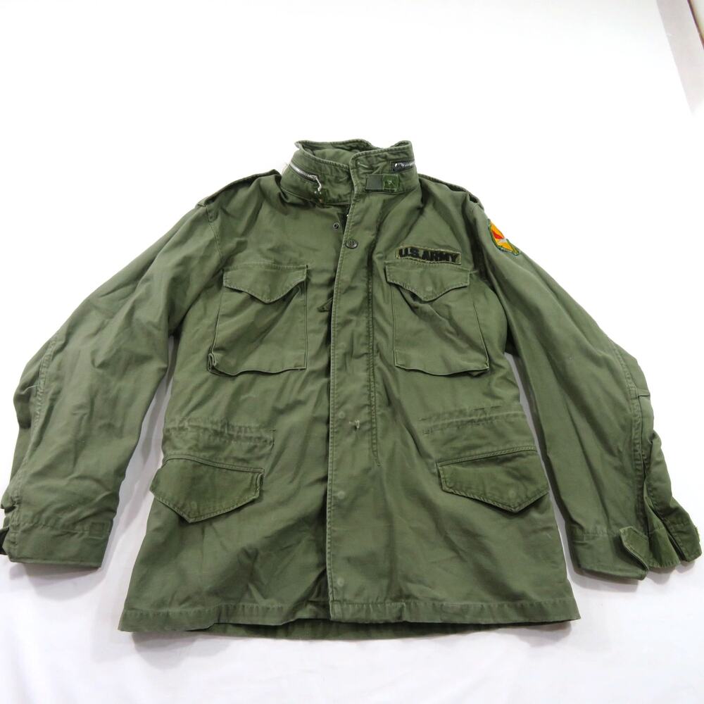 Military M-65 Mans Field Coat Vietnam Era Green Cotton Sateen Medium Short